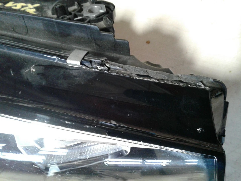 Светодиодная фара для пассажира без адаптивных фар подходит для BMW 330i 758783 19–20 годов выпуска - Изображение 3 из 4