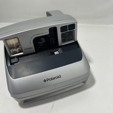 Vintage Polaroid One 600 Camera Silver 100mm Focus Range 2 FT Untested