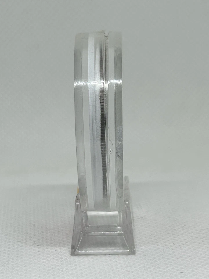 1936 Venezuela Bolivar Silver Coin B U In A Display Case & Bag🇻🇪💯✨ - Image 3 of 4