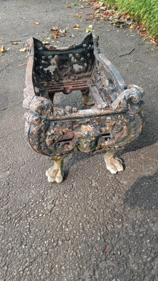 Maceta/florera de jardín estilo hierro fundido antiguo francés grande, falta estante.  Foto 2 de 4