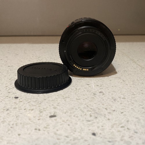 CANON ZOOM LENS EF 35-80mm 1:4-5.6 Black (#30) - Picture 5 of 7