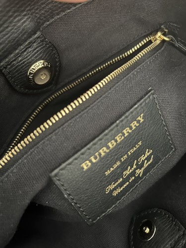 Burberry Banner Tote Bag Medium - Picture 11 of 15