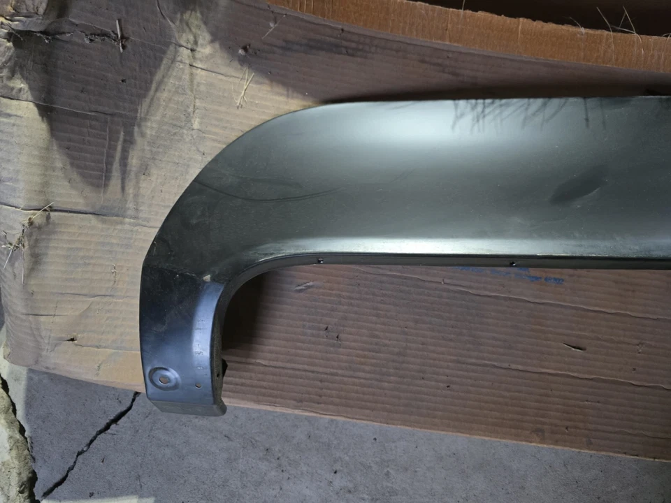 NOS GM OEM 1971 1972 1973 1974 OLDSMOBILE 98 GUARDABARROS TRASERO FALDÓN RUEDA DERECHA 71 74 Foto 2 de 4