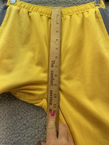 Old Navy size 10 yellow/ gray bermuda shorts see photos please - Picture 4 of 10