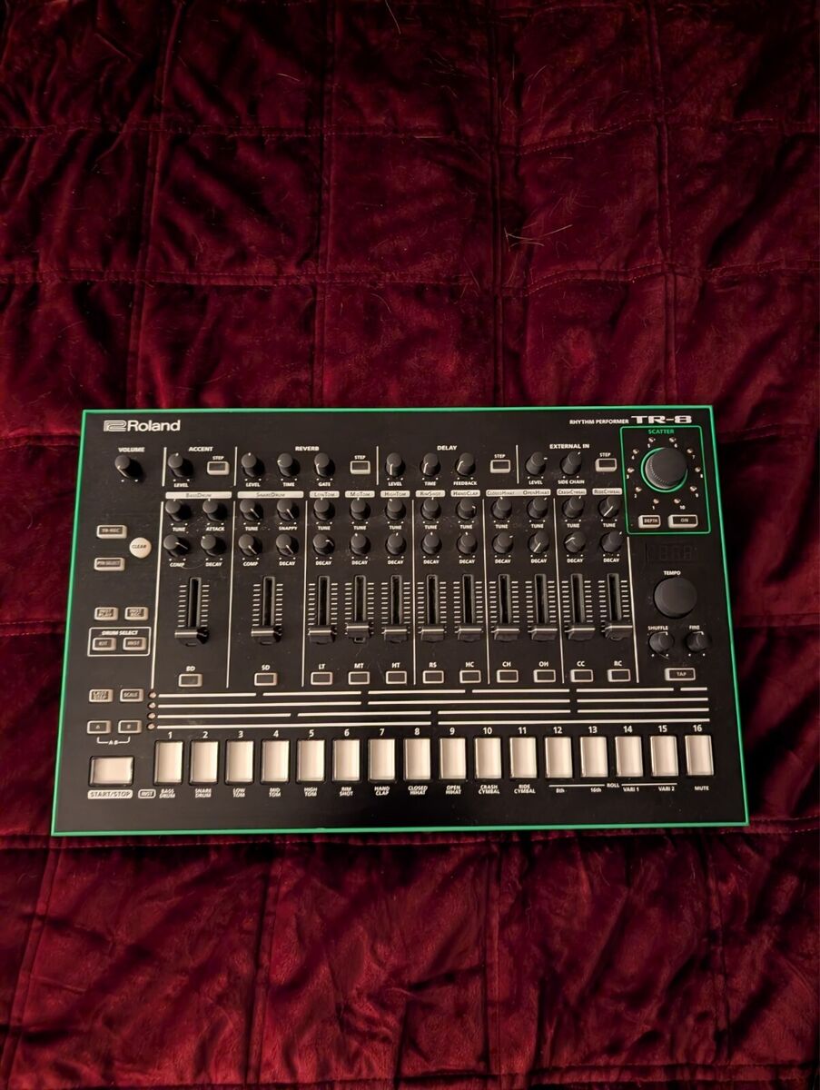 Roland Aira TR-8 Rhythm Performer Drum Machine for sale Roland Aira TR-8 Rhythm Performer Drum Machine for sale