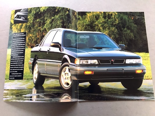 1992 Mitsubishi Galant 16-page BIG Original Car Sales Brochure