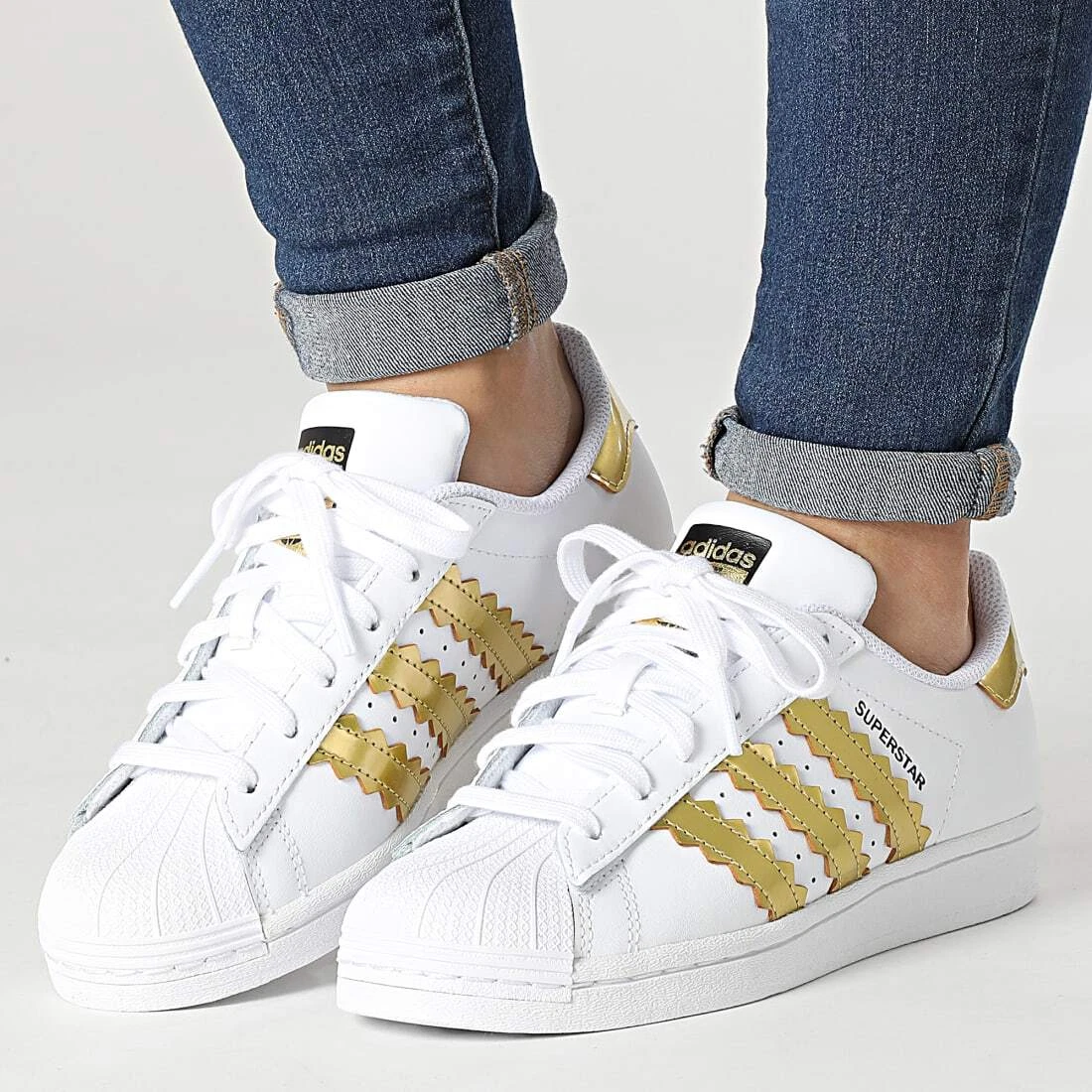 superstar adidas women