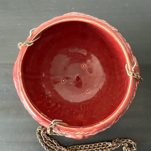 Vintage 1930s McCoy Hanging Planter Basketweave & Rings Pattern Burgundy Glaze - Picture 4 of 5