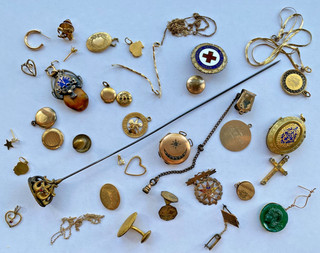 Lot Antique Gold Tone Jewelry Parts Piece Hatpint Fob Locket Maybe Gold Filled