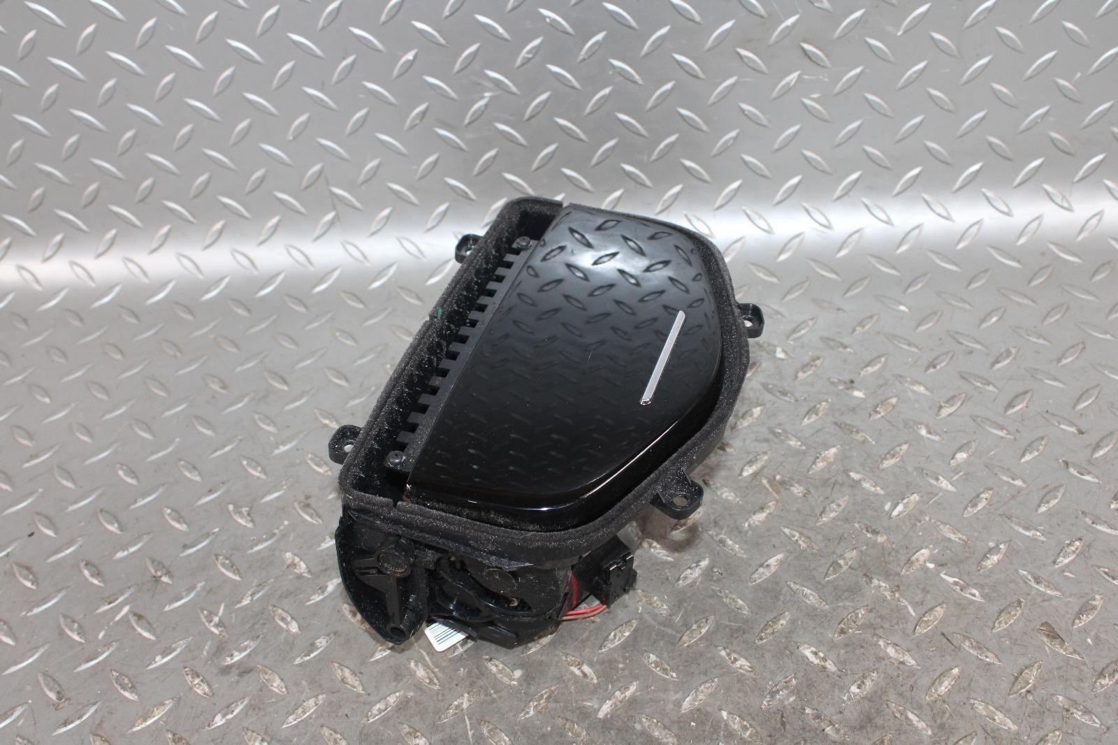 Maserati Ghibli 2014-2019 Center console lid Black