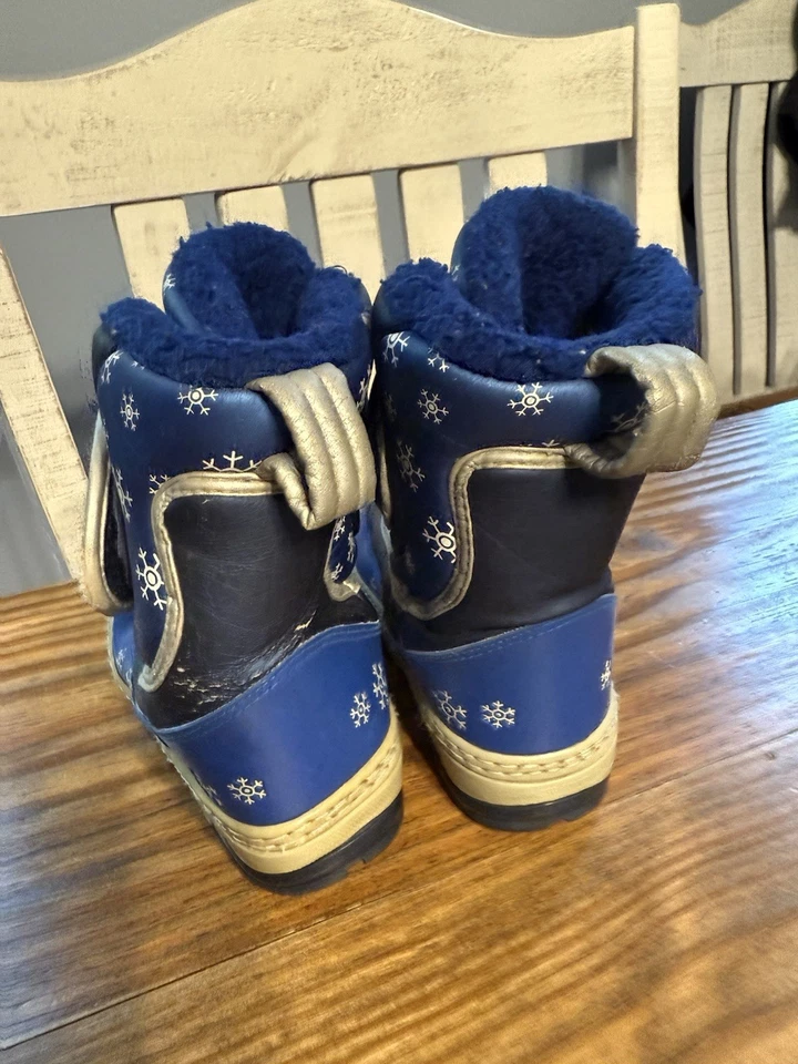 Botas de neve vintage Pooh azul Disney tigre tamanho 10 criança LEIA FALHAS! - Imagem 3 de 4