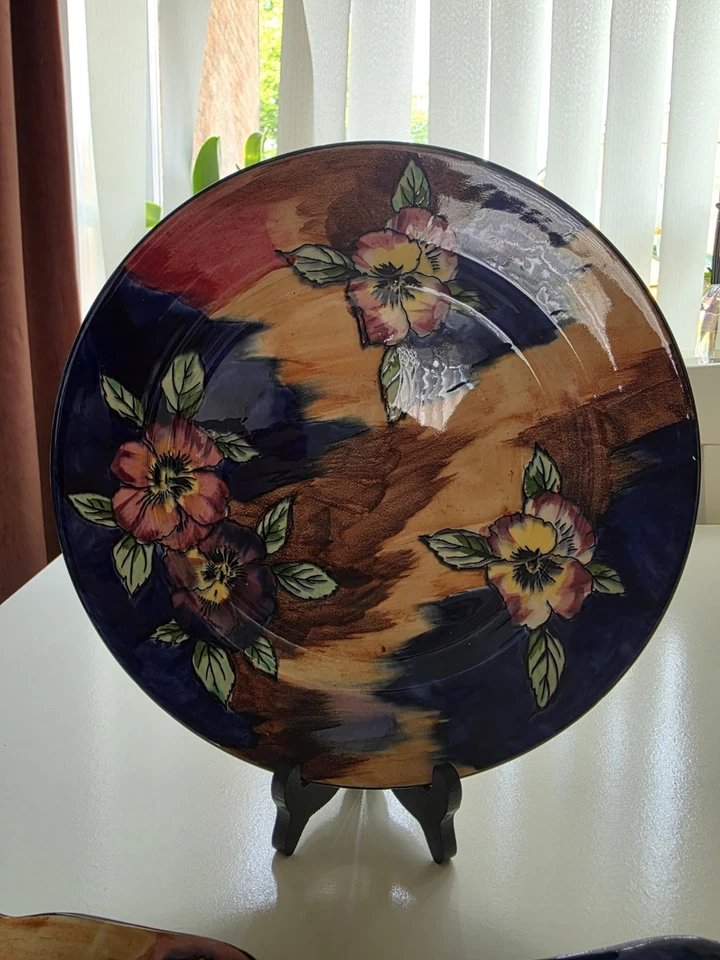 H K Tunstall Vintage Porcelain Planter Hand Painted Viola Pattern Plate Set - Image 2 of 4