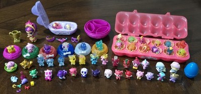 LOT OF 51 HATCHIMALS COLLEGGTIBLES FIGURES AND ACCESSORIES COLLECTIBLES MINI'S 