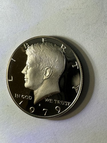 Medio dólar S Kennedy Proof 1979 (tipo 1 y 2) ligero tono en reverso tipo 2 - Imagen 7 de 7