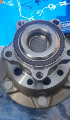 1x NEW FRONT WHEEL BEARING HUB FOR FORD TRANSIT SKF VKBA7085 713 6791 40