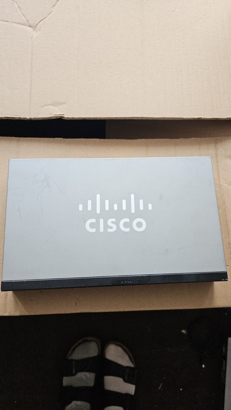 Cisco SF302-08P 8-Port PoE Managed Gigabit SFP Layer 3 Ethernet Switch no PSU