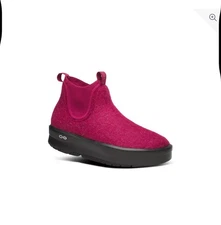 New Oofos Women’s Size 7 Oomega Londoner Recovery Boot Pink/Black  $170 MSRP