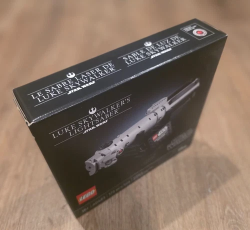 Lego 40483 SEALED Star Wars Luke Skywalker’s Lightsaber Display Set 173pcs
