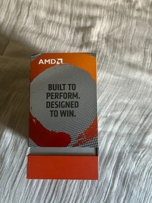 AMD Ryzen 9 3900XT Processor (4.7 GHz, 12 Cores, Socket AM4) - 100