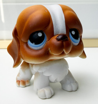 Littlest Pet Shop LPS Dog Puppy Saint Bernard Tan White Blue Eyes Figure #76