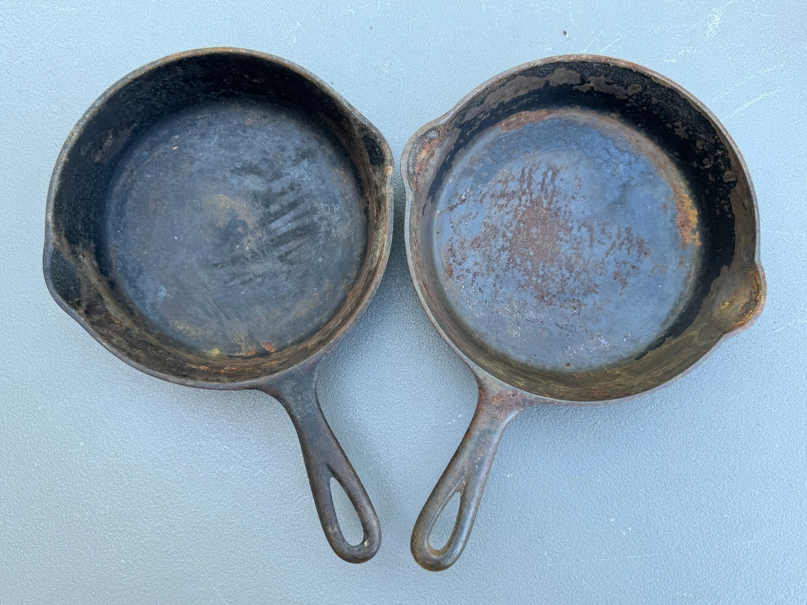 2 Antique 8" Cast Iron Skillets Griswold 724 Big Logo No. 5 -- Needs Restoration
Opens in a new wind