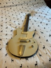 Yamaha Revstar RSS02T Vintage White
