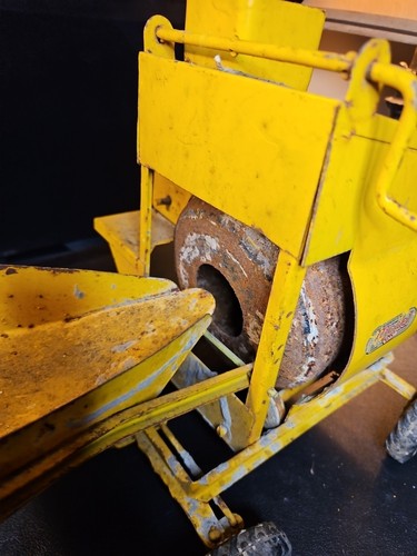 Vintage 1950s Doepke 14" Jaeger Concrete Mixer Pressed Steel Construction Toy - Picture 7 of 8