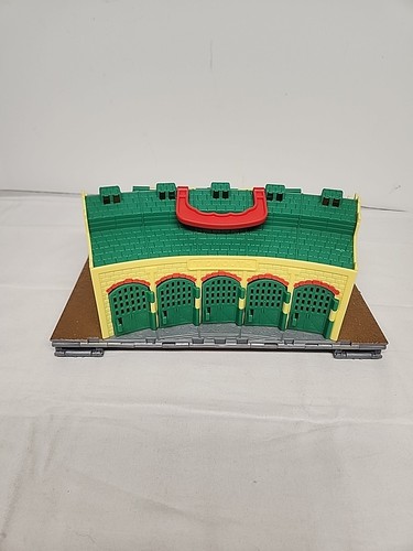 Thomas and Friends Take N Play Tidmouth Sheds Turntable 2009 Foldable W Thomas - Picture 3 of 7