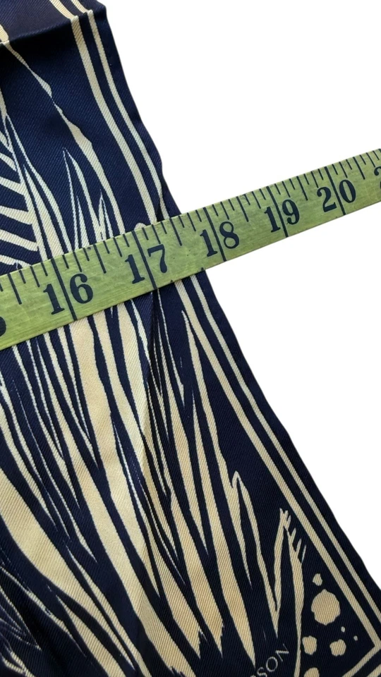 Lote de 2 Pañuelos Jim Thompson 100% Seda 18X18 Cuadrado Tailandia Negro Dorado Foto 4 de 4