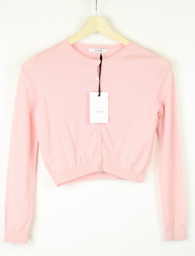 Cropped Tight Knit Cardigan Crew Neck 