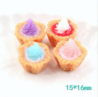 100Pcs Dollhouse Miniature 1:12 Food Ice Cream Cakes Cupcakes Bakery Shop Model