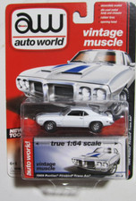 AUTO WORLD VINTAGE MUSCLE 1969 PONTIAC TRANS AM 2 White With Blue Strips HTF