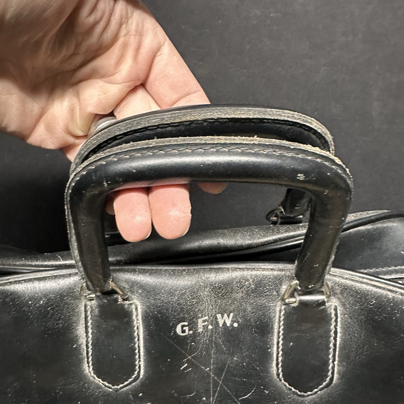 Vgt Crest NY Doctors Top Grain Cowhide Leather Black Satchel Bag Attache' Case