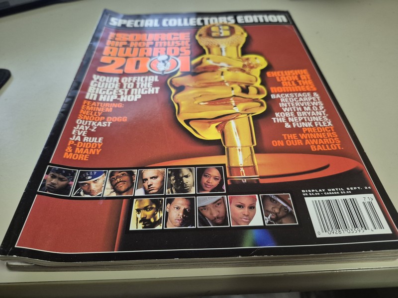 The Source Hip-Hop Music Awards 2001 Official Guide w/ Eminem Kobe Bryant Nelly 