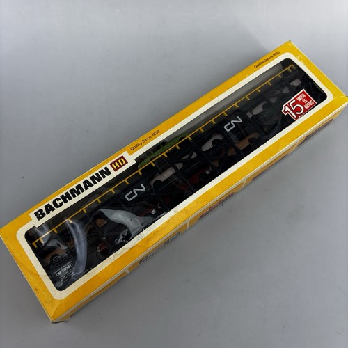 Bachmann HO Escala 1266 Tri Nivel Porta Coche con 12 Vehículos Canadian National | Zustand: Used