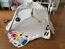 Lovevery The Play Gym Baby Playmat Play Gym w/ Wooden Arch Toys, Polka Dot
