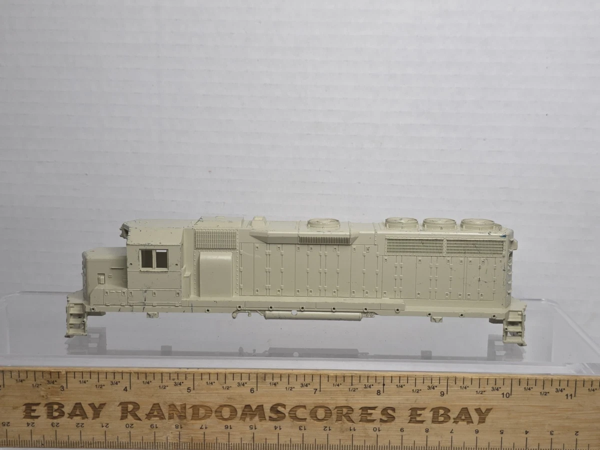 Con-Cor HO Diesel Locomotive Model Railroad Locomotives for sale