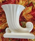 Vintage McCoy Ivory White Matte Cornucopia Vase 6 3/4" USA