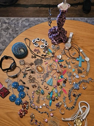 60 Pc Vintage to Modern Costume Jewelry Lot - All Wearable & Estate Finds