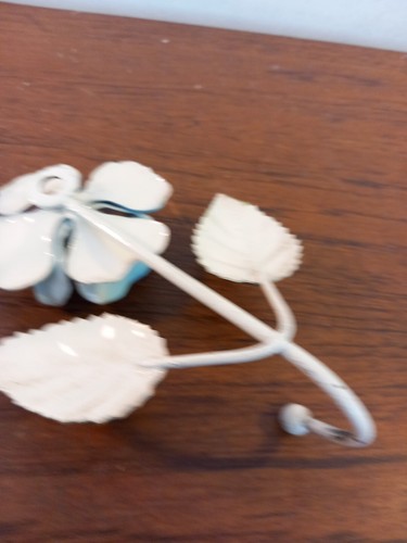 VINTAGE FRENCH METAL ENAMEL FLOWER COAT HOOK - Picture 13 of 15