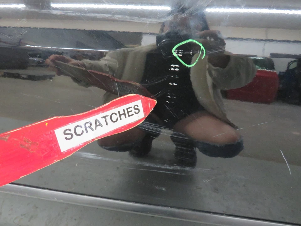 2006-2007-2008-2009-2010 MAZDA 5 DRIVER SIDE FRONT DOOR (OEM) Foto 3 de 4