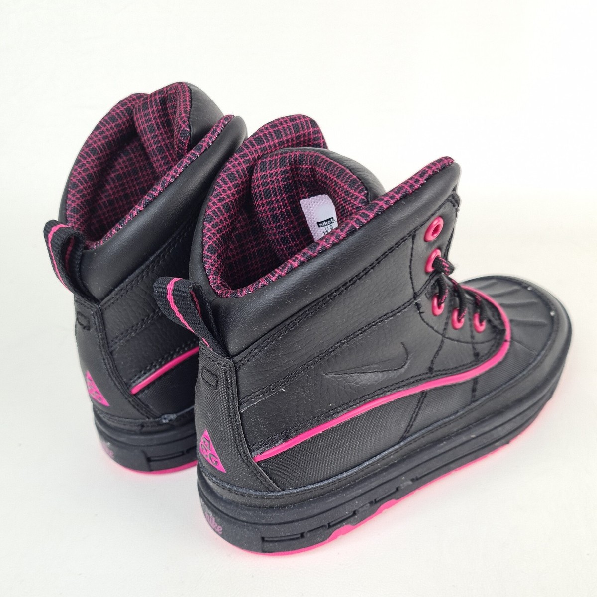 pink nike acg boots