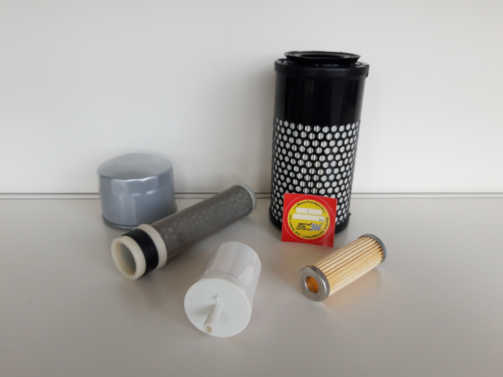 Filter Set Small Kubota K008 with Engine D 722 BH Oil Filter Air Filter