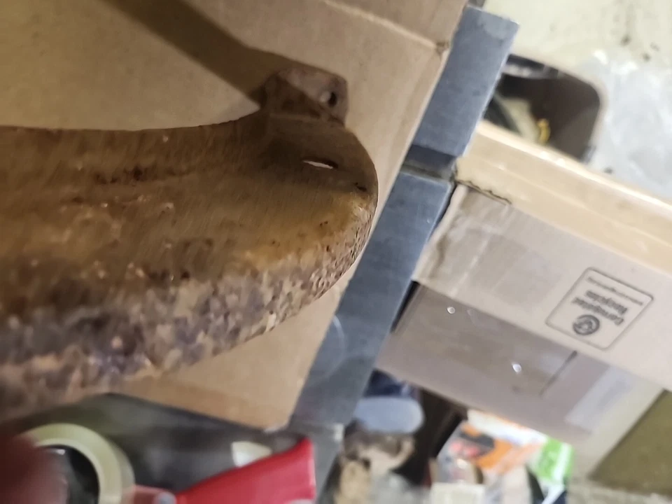 Soporte guardabarros delantero original para camioneta Ford 1948-1952 F1-F6 1949 1950 1951 Foto 2 de 4