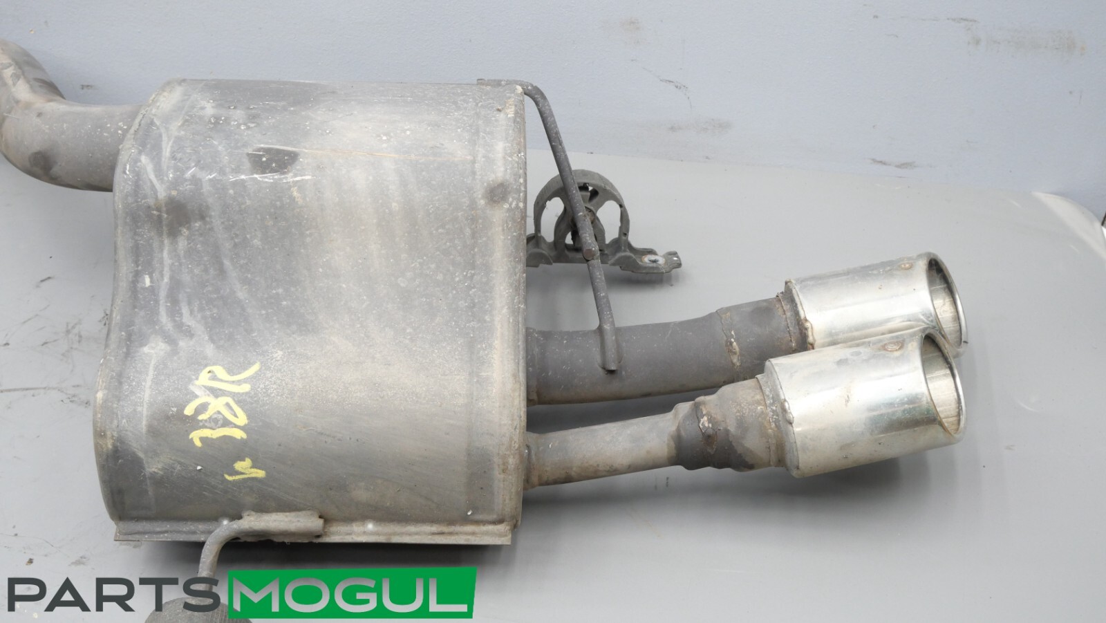 Maserati Quattroporte M139 Exhaust Muffler Dual Tips Right Passenger Side OEM