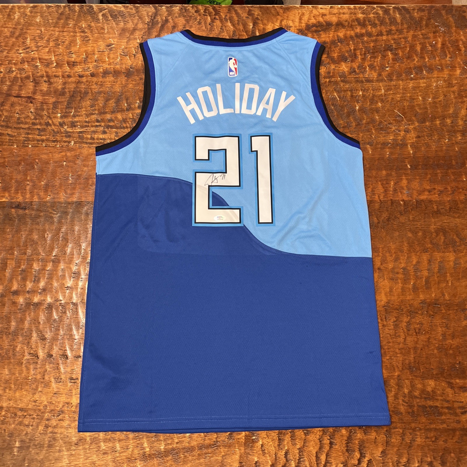 Jrue Holiday Autographed Signed Milwaukee Bucks Jersey PSA DNA 