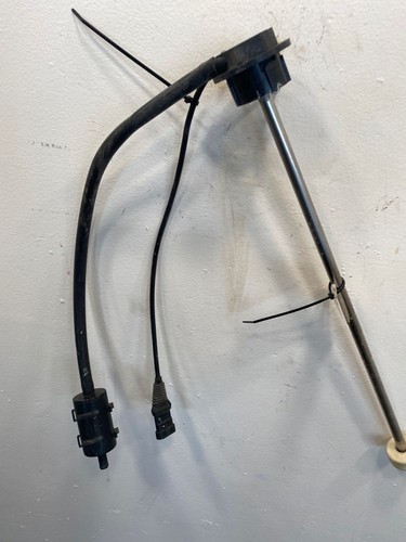 2014 Peterbilt 579 Tank Sending Units & Sensors 350247 (575-10082)