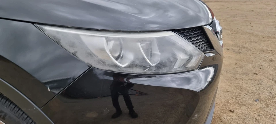 Nissan Qashqai J11 ST/TS Left Headlight – Halogen Type (12/2013–06/2017) - image 2 of 2