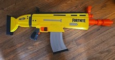 NERF Elite Fortnite AR-L Motorized GOLD SCAR In Working Condition w/ extra mag