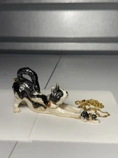 Black White stretching Cat trinket box jeweled & enamel With Matching Necklace